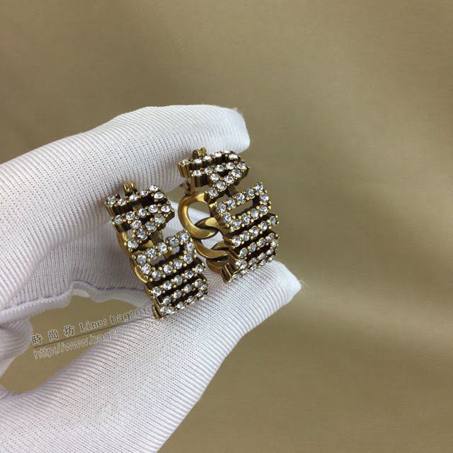 Dior飾品 迪奧經典熱銷新款字母耳環 圈圈耳釘  zgd1213